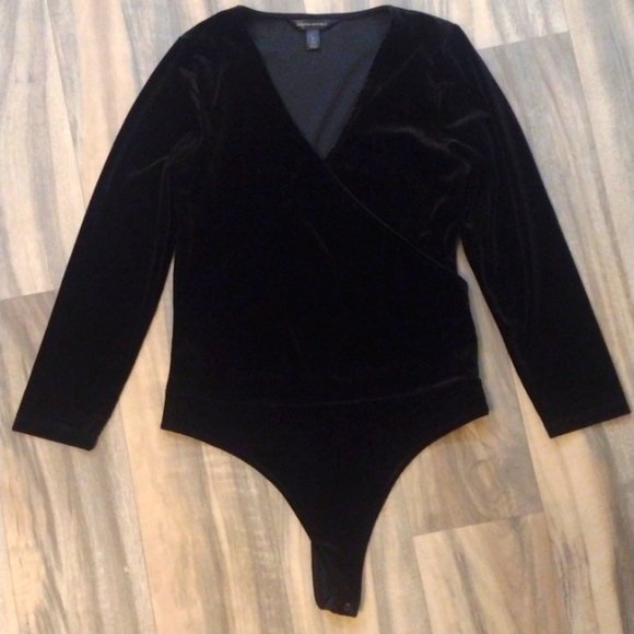 Banana Republic black velvet thong bodysuit size small - Picture 2 of 8